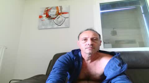 Snapshot of jpf421 chatting on 11, 10, 2025 exhib248 online show from 11, 10, 2025