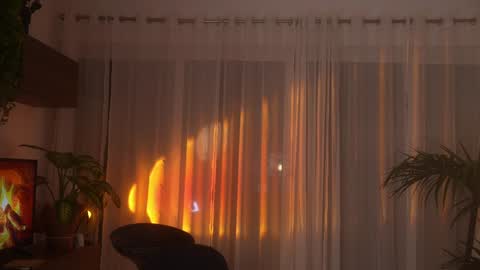 Jennifer Diaz online show from 28, 2, 2026