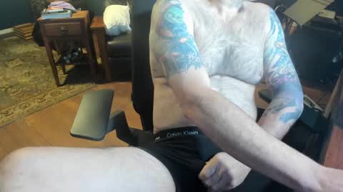 jsimon04 online show from 6, 1, 2025