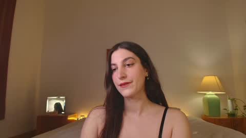 Jsmine  and sometimes Beaulooks online show from 28, 1, 2025