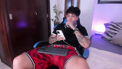 Snapshot of juan_alvarez18 chatting on 9, 9, 2025 juan_alvarez18 online show from 9, 9, 2025