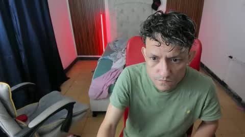 juan_and_luke online show from 6, 4, 2026