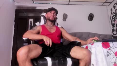 Snapshot of juan_bruce chatting on 13, 12, 2025 juan online show from 13, 12, 2025