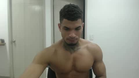 juan_gomez_1 online show from 2, 12, 2024