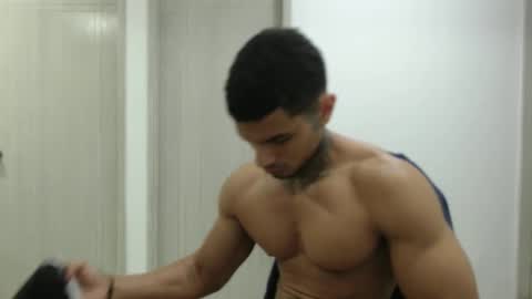 juan_gomez_1 online show from 3, 3, 2025