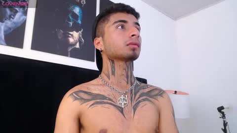 juancamilo66_ online show from 2, 2, 2025