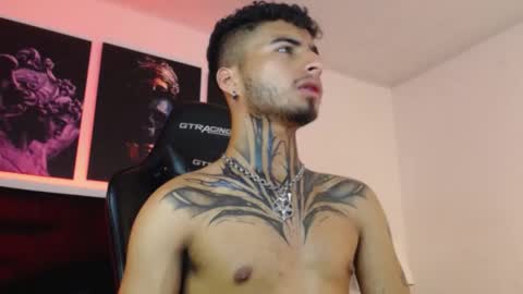 juancamilo66_ online show from 19, 2, 2025