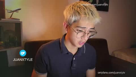 Snapshot of juancamroom chatting on 9, 2, 2026 . online show from 9, 2, 2026