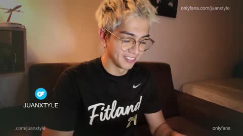 Snapshot of juancamroom chatting on 2, 3, 2026 . online show from 2, 3, 2026