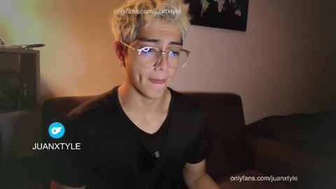 Snapshot of juancamroom chatting on 12, 3, 2026 . online show from 12, 3, 2026