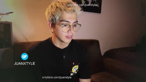 Snapshot of juancamroom chatting on 18, 3, 2026 . online show from 18, 3, 2026