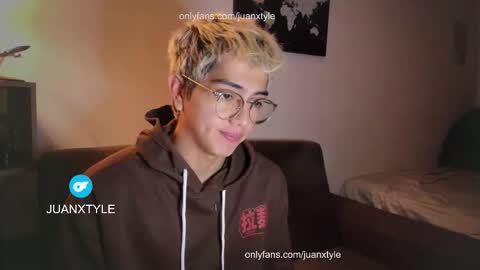 Snapshot of juancamroom chatting on 19, 3, 2026 . online show from 19, 3, 2026