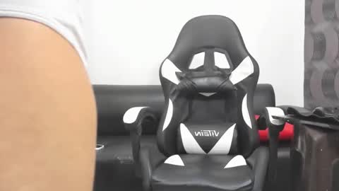 Juan Diego Uribe online show from 30, 12, 2024