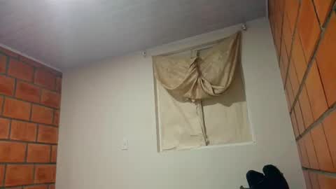 Snapshot of juankikplolol chatting on 5, 10, 2025 juankikplolol online show from 5, 10, 2025