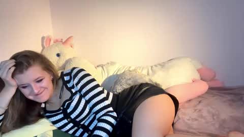 Snapshot of judieswales chatting on 24, 11, 2025 Gera online show from 24, 11, 2025