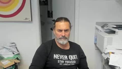 Snapshot of juergenkru chatting on 17, 11, 2025 Giovanni50pro online show from 17, 11, 2025