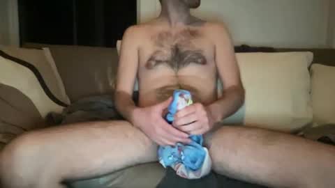 Snapshot of juicy_boy21 chatting on 13, 10, 2025 juicy boy21 online show from 13, 10, 2025