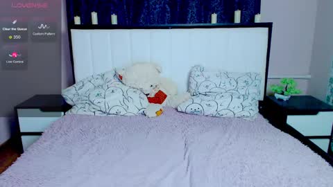 Snapshot of juicy_diana chatting on 8, 3, 2025 Diana For friends simple Di online show from 8, 3, 2025