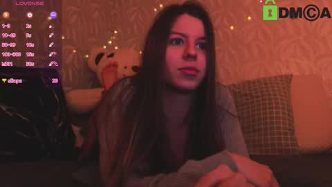 Snapshot of juicy_mystery chatting on 3, 10, 2025 laura online show from 3, 10, 2025