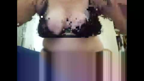 Snapshot of juicygina_ chatting on 9, 10, 2025 Juicygina  online show from 9, 10, 2025