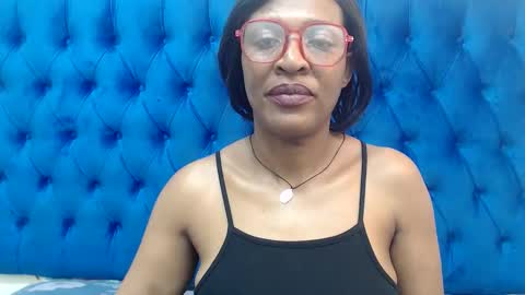 Snapshot of juicykayxxx chatting on 11, 3, 2026 Miss Kay online show from 11, 3, 2026
