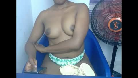 juicynwetx online show from 2, 12, 2025