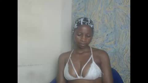 juicypiexx online show from 5, 3, 2025
