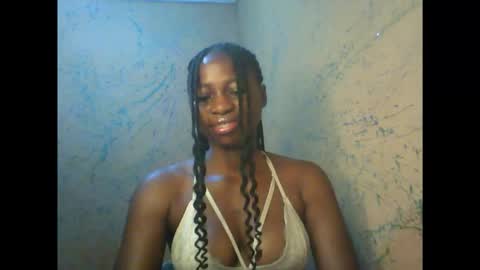 Snapshot of juicypiexx chatting on 13, 11, 2025 juicypiexx online show from 13, 11, 2025