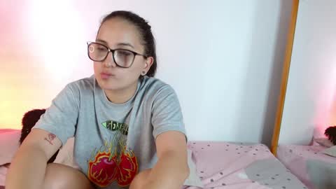 Jules and Gia online show from 21, 12, 2024