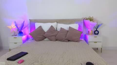 Jules Night online show from 5, 11, 2025