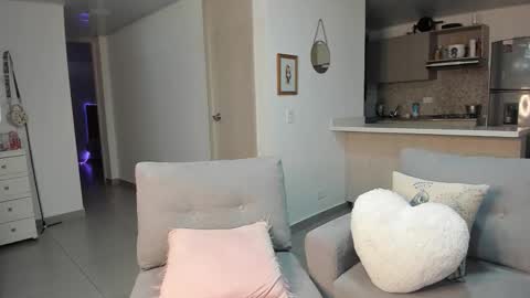 julessy online show from 12, 2, 2026