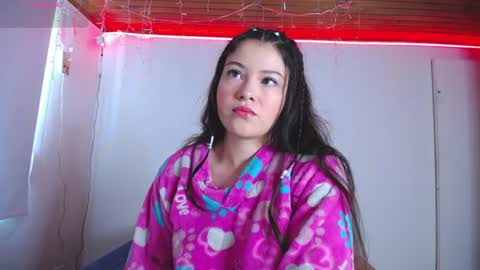 Juliana online show from 7, 12, 2024