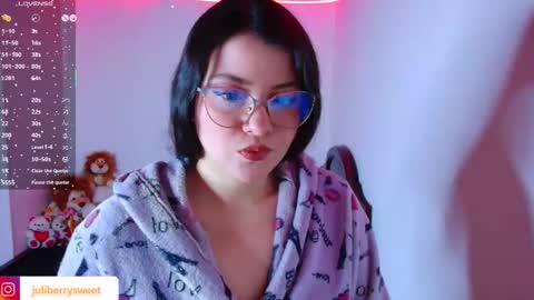 Juliana online show from 9, 11, 2025