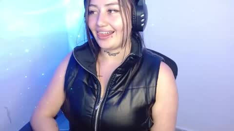  Juliana Torres  online show from 18, 2, 2025