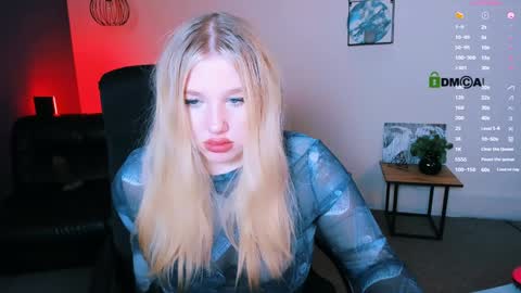 Snapshot of juli_kisss chatting on 30, 12, 2024 juli kisss online show from 30, 12, 2024
