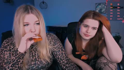 Snapshot of juli_kisss chatting on 5, 2, 2025 juli kisss online show from 5, 2, 2025