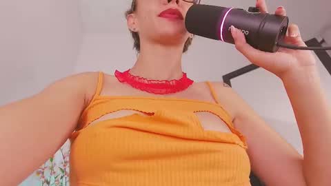 Snapshot of julia_roberts420 chatting on 9, 2, 2025 Julia Schedule 10 pm to 4 am GTM-5 online show from 9, 2, 2025