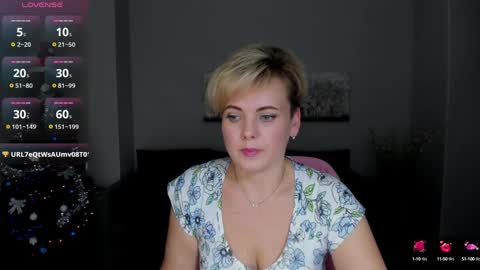 Snapshot of julia_wilsons chatting on 17, 12, 2024 Julia online show from 17, 12, 2024