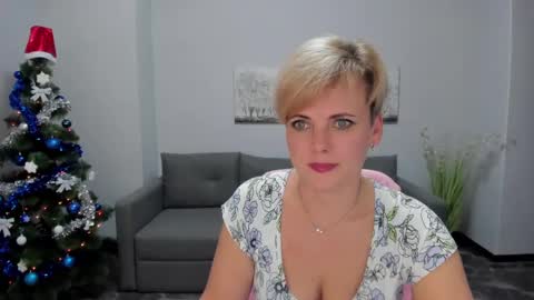 Snapshot of julia_wilsons chatting on 20, 12, 2024 Julia online show from 20, 12, 2024