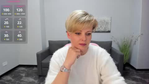 Snapshot of julia_wilsons chatting on 16, 1, 2025 Julia online show from 16, 1, 2025
