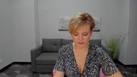 Snapshot of julia_wilsons chatting on 28, 1, 2025 Julia online show from 28, 1, 2025