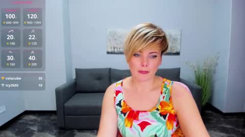 Snapshot of julia_wilsons chatting on 8, 2, 2025 Julia online show from 8, 2, 2025
