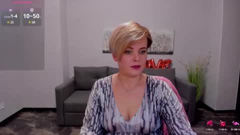 Snapshot of julia_wilsons chatting on 17, 2, 2025 Julia online show from 17, 2, 2025