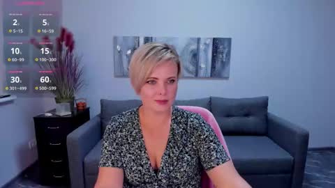 Snapshot of julia_wilsons chatting on 21, 10, 2025 Julia online show from 21, 10, 2025