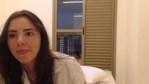 juliaby online show from 22, 12, 2024