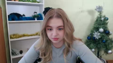 Snapshot of juliacrazy_ chatting on 9, 1, 2025 juliacrazy_ online show from 9, 1, 2025