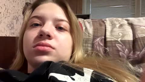 Snapshot of juliacrazy_ chatting on 23, 1, 2025 juliacrazy_ online show from 23, 1, 2025