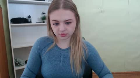 Snapshot of juliacrazy_ chatting on 8, 2, 2025 juliacrazy_ online show from 8, 2, 2025