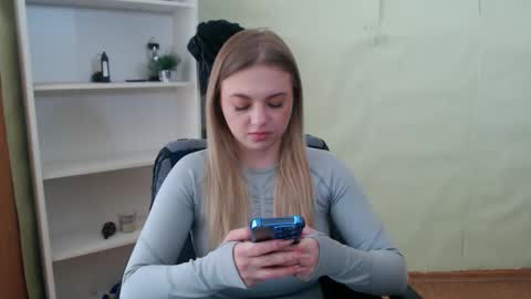 Snapshot of juliacrazy_ chatting on 5, 3, 2025 juliacrazy_ online show from 5, 3, 2025