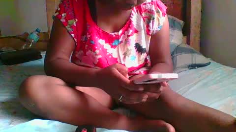 juliah02 online show from 12, 3, 2025